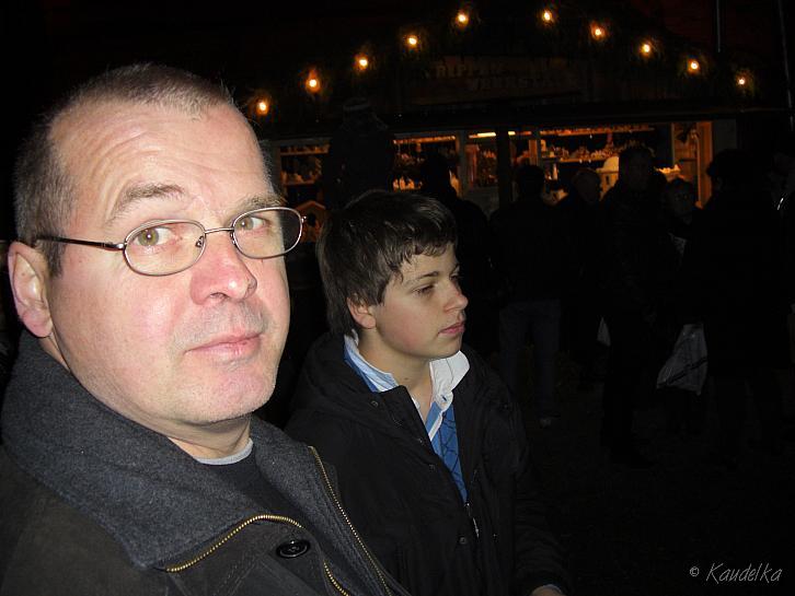 2009-11-29 schuetzenausflug christkindelmarkt regensburg 29 11 2009 18 20 57 -