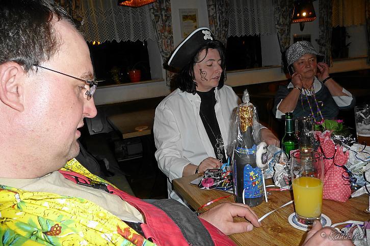 2011-02-04 faschingsschiessen 04 02 2011 22 53 19 d
