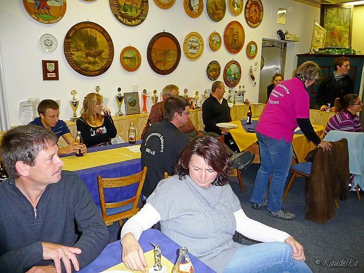 2011-10-29 freundschaftsschiessen olb scheyern 2011 29 10 2011 22 17 25 b