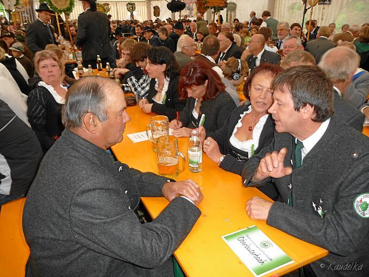 2012-06-10 fahnenweihe in scheyern 10 06 2012 09 31 51 c