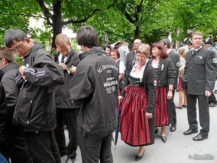 2012-06-10 fahnenweihe in scheyern 10 06 2012 13 57 12 c