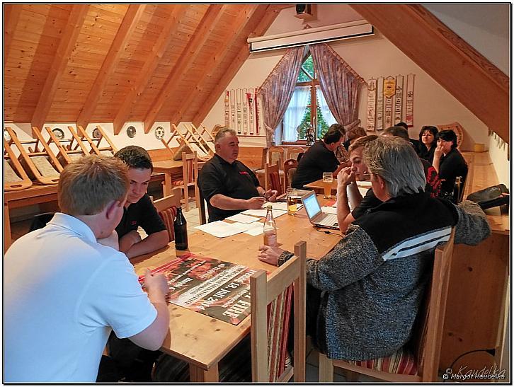 ffw-festausschusssitzung 28 05 2014 20 18 31 d 900