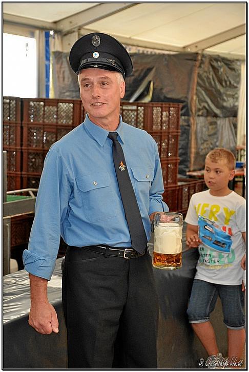 ffw kirche bieranstich 18 07 2014 17 57 47 christiane meier f 900