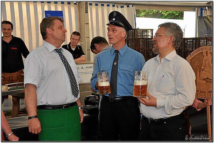 ffw kirche bieranstich 18 07 2014 18 01 00 christiane meier f 900