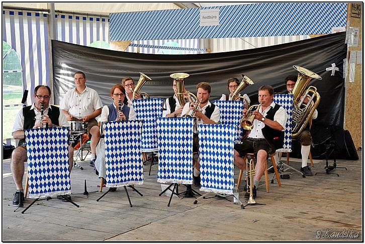 ffw kirche bieranstich 18 07 2014 18 03 43 christiane meier p 900