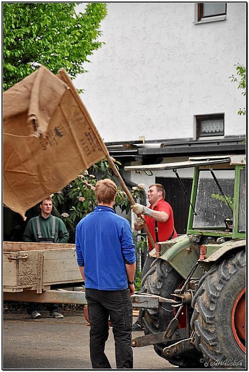 ffw olb tribuenenaufbau zum fototermin 02 05 2014 19 23 49 c 900