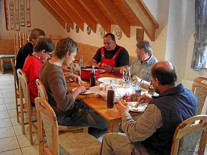garteln am feuerwehrhaus 16 05 2009 14