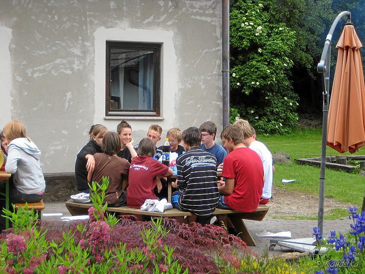 2009-06-02 ministrantenhuettenlager prackenbach 02 -06 06 2009 02 06 2009 11 32 46 a