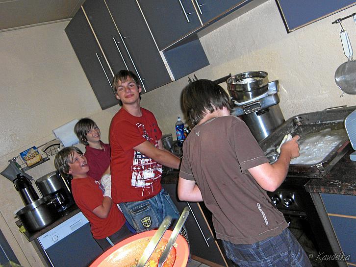 2009-06-02 ministrantenhuettenlager prackenbach 02 -06 06 2009 02 06 2009 16 58 43 a