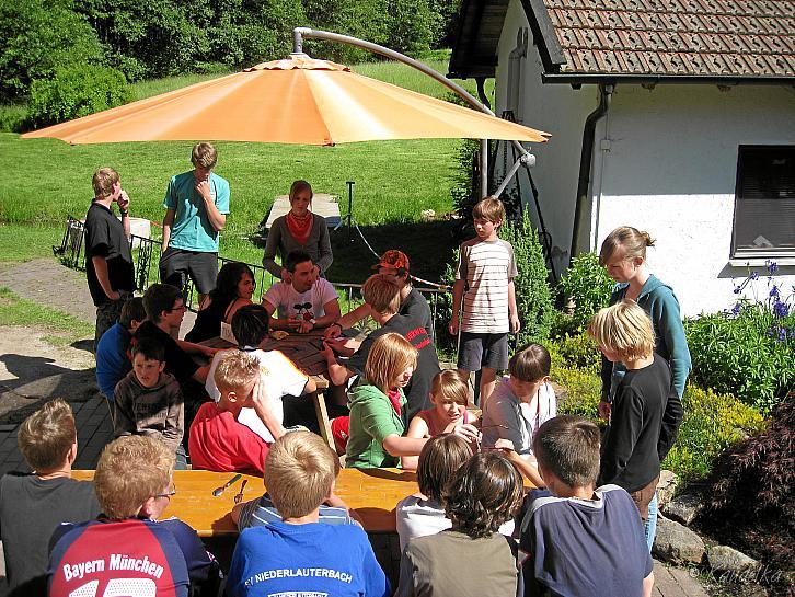 2009-06-04 ministrantenhuettenlager prackenbach 02 -06 06 2009 04 06 2009 15 58 40 a