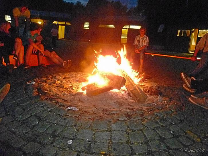 [2011-06-14] Ministrantenzeltlager Mamming 13 -17 6 2011 [14 06 2011 21'48'39]c