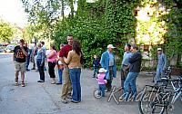 2007-05-01 maibaum aufstellen 01 05 2007 19 18 18 b