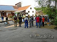 2009-05-01 maibaum-aufstellen 2009 01 05 2009 17 05 31 a