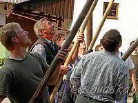 2009-05-01 maibaum-aufstellen 2009 01 05 2009 17 22 21 a