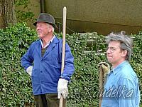 2009-05-01 maibaum-aufstellen 2009 01 05 2009 17 35 37 a