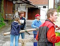 2010-05-01 maibaum-aufstellen 2010 01 05 2010 19 07 14 b