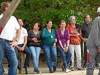 2013-05-01 maibaum-aufstellen 2013 01 05 2013 18 21 38 c