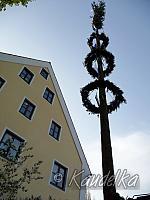 2013-05-01 maibaum-aufstellen 2013 01 05 2013 18 59 17 q