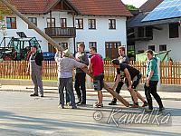 2014-04-17 maibaum-aufstellen 2014 17 04 2014 16 48 53 c