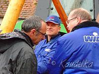 2015-05-01 maibaum-aufstellen 2015 01 05 2015 19 02 06 p