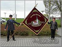 ffw-abholen der fahne 11 04 2014 17 03 16 f 900