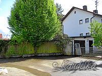 garteln am feuerwehrhaus 16 05 2009 19