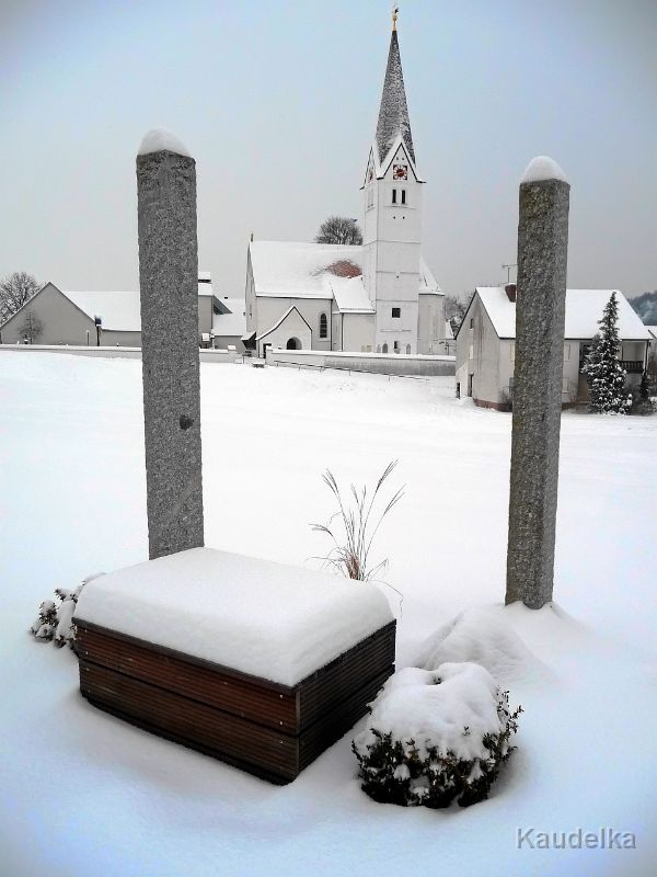 92_winter-gartenbilder_-_blick_auf_die_kirche_12.02.2010.jpg - Winter-Gartenbilder - Blick auf die Kirche