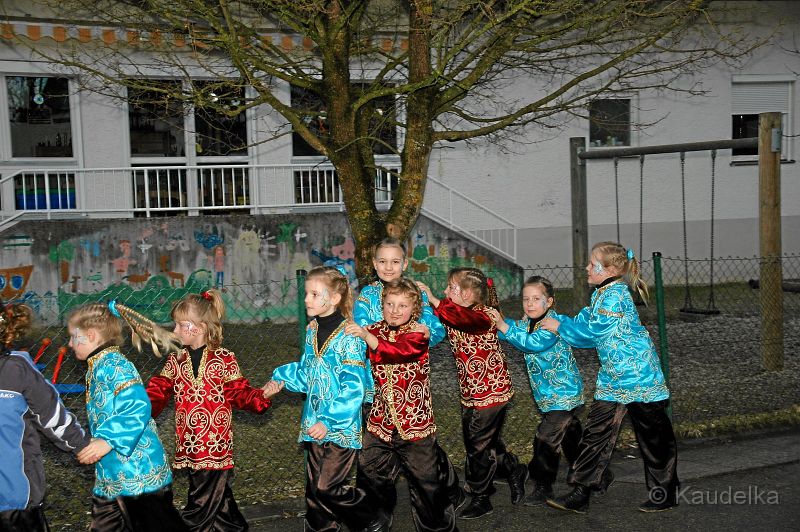 buntes_faschingstreiben_2011_19.jpg - Buntes  Faschingstreiben 2011 mit der Kindergarde aus Geisenfeld