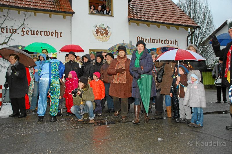 schaefflertanz_in_oberlauterbach_2012_11.jpg - Schäfflertanz in Oberlauterbach 2012