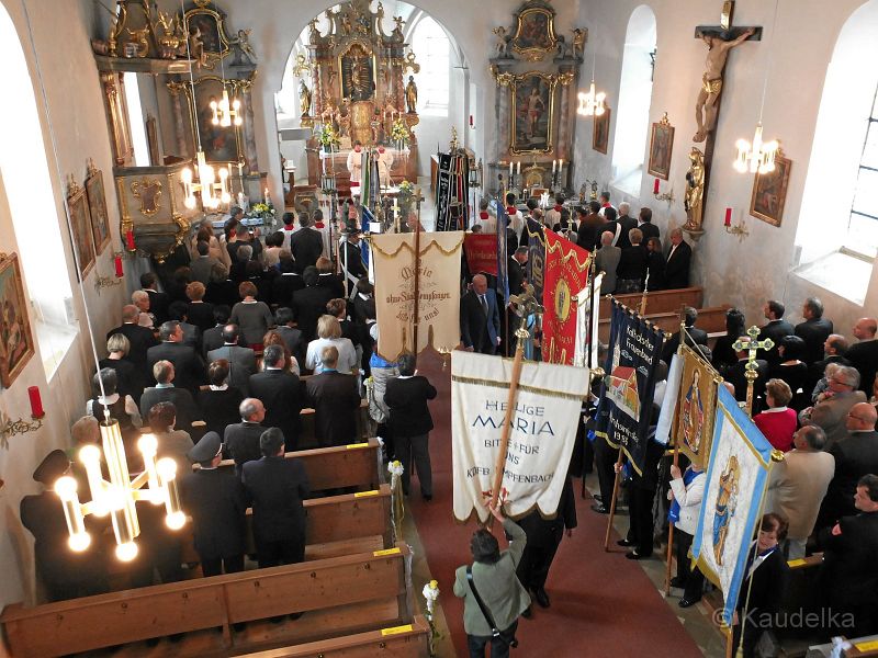 25-jaehriges_priesterjubilaeum_pfarrer_schiessl_11.jpg - 25-jÃ€hriges PriesterjubilÃ€um Pfarrer SchieÃl am 30.06.2013