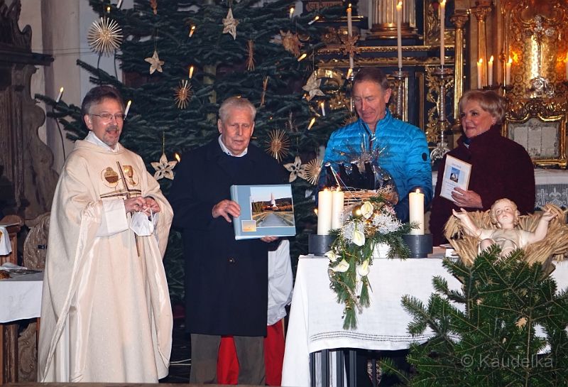 anderl-beendet-mesner-karriere_3.jpg - Anderl beendet Mesner-Karriere