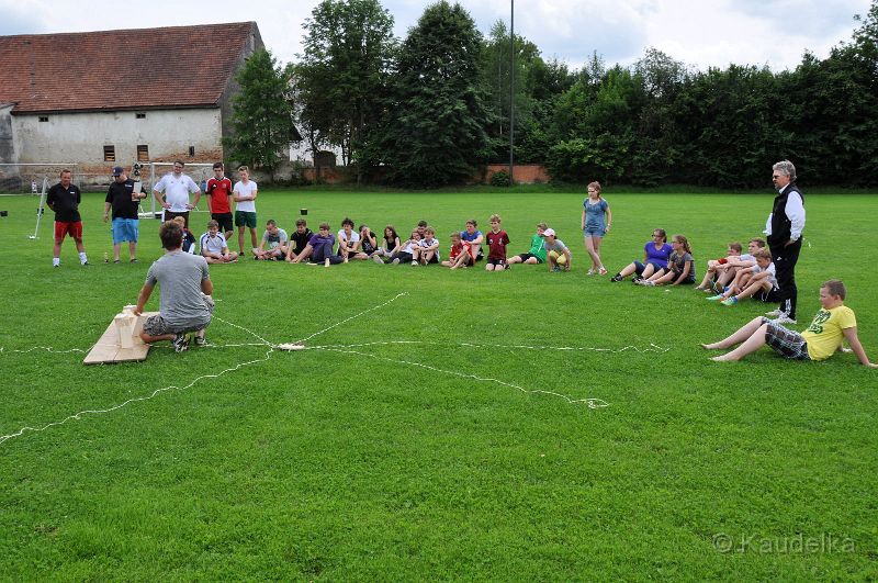 ministranten-spiele-wettkampf_08.jpg - Ministranten-Spieleturnier  in Niederlauterbach