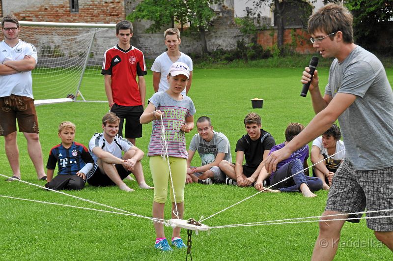 ministranten-spiele-wettkampf_09.jpg - Ministranten-Spieleturnier  in Niederlauterbach