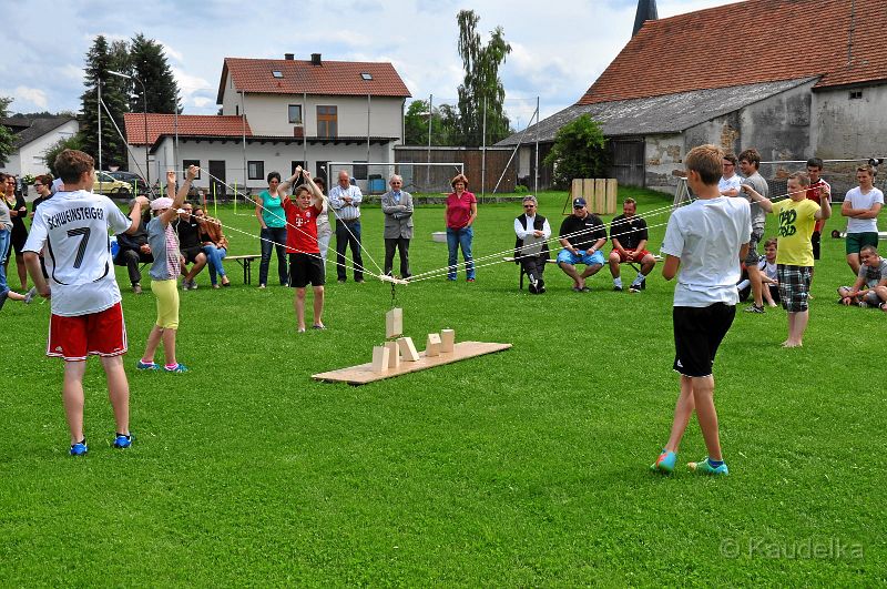 ministranten-spiele-wettkampf_10.jpg - Ministranten-Spieleturnier  in Niederlauterbach