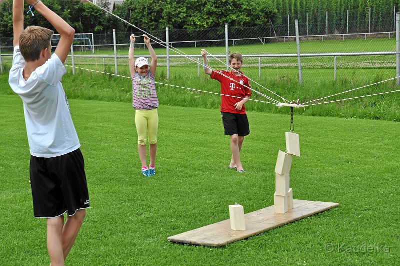 ministranten-spiele-wettkampf_11.jpg - Ministranten-Spieleturnier  in Niederlauterbach