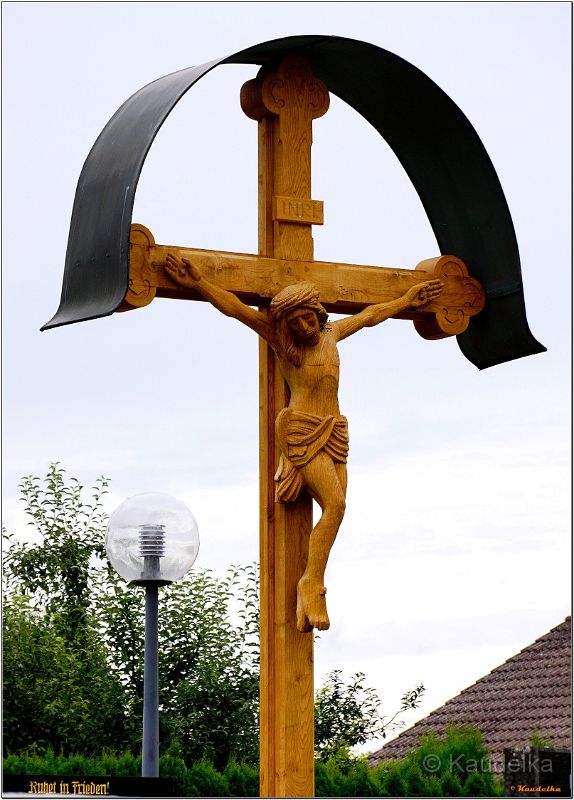 neues_friedhofskreuz_04.08.2021_05r.jpg -                                